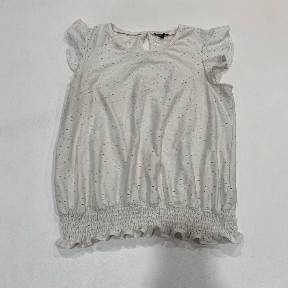 Adrianna Papell White Eyelet Blouse Women’s Size L Flutter Sleeve Smocked Hem